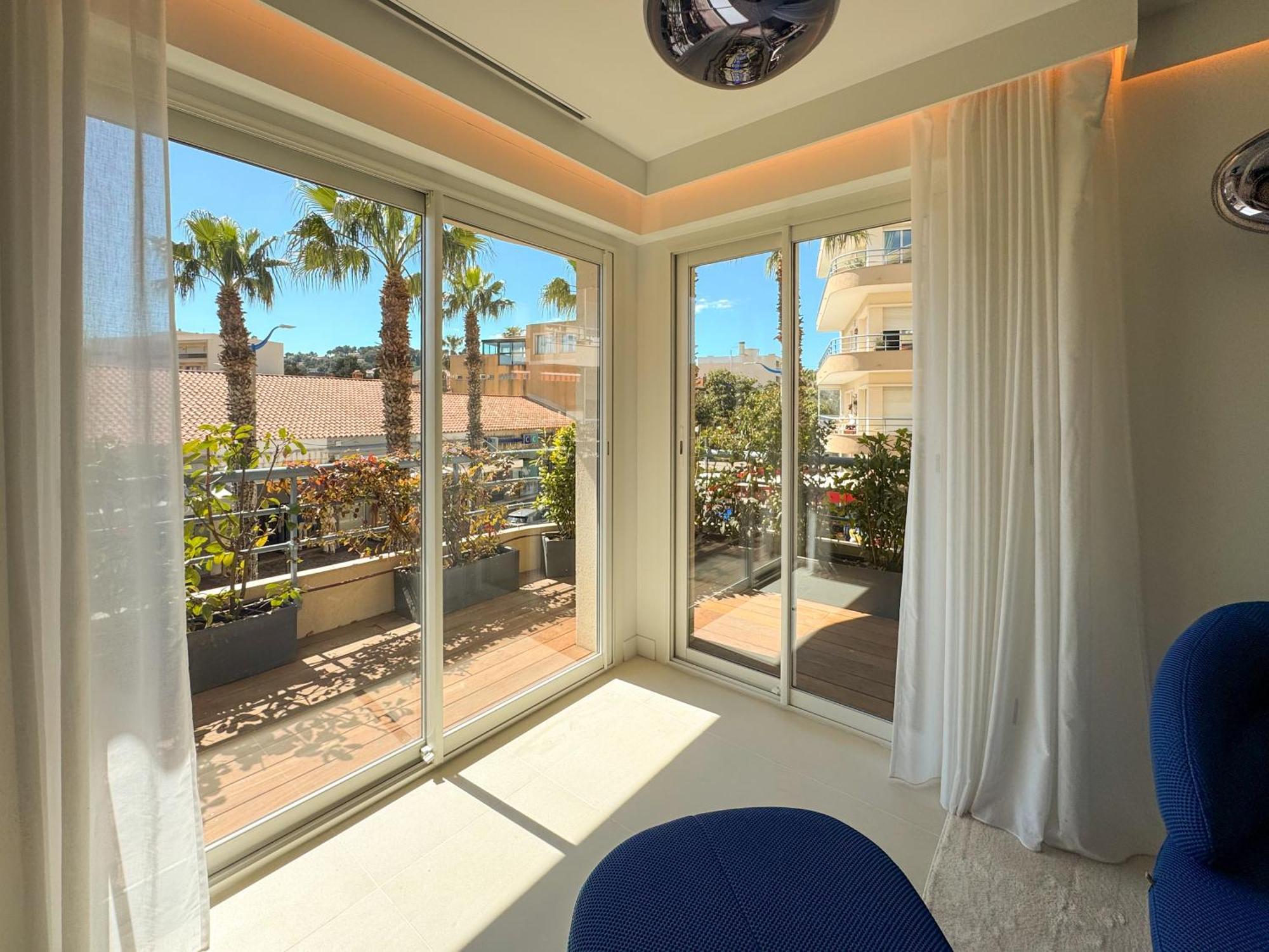 Appartement Luxueux Plein Centre De Cavalaire A 2Mn De La Plage Eksteriør billede